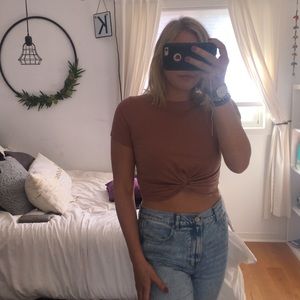 cute knot crop top